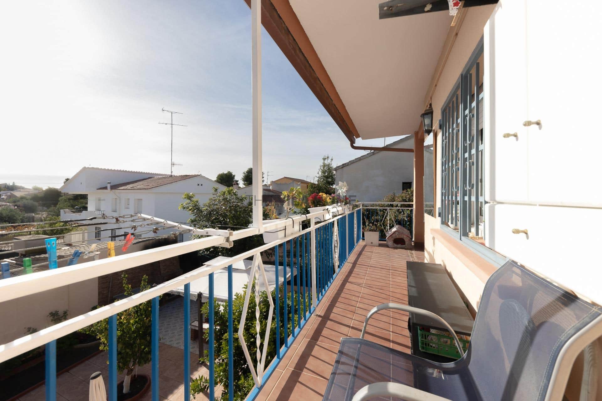 Casa de 5 habitaciones con jardín en Cunit — foto 8