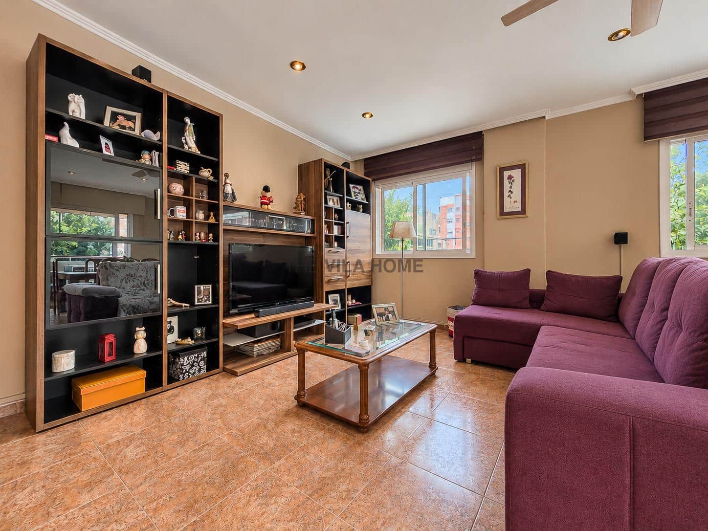Planta baja de 4 habitaciones con terraza en Vilanova i la Geltrú — foto 5