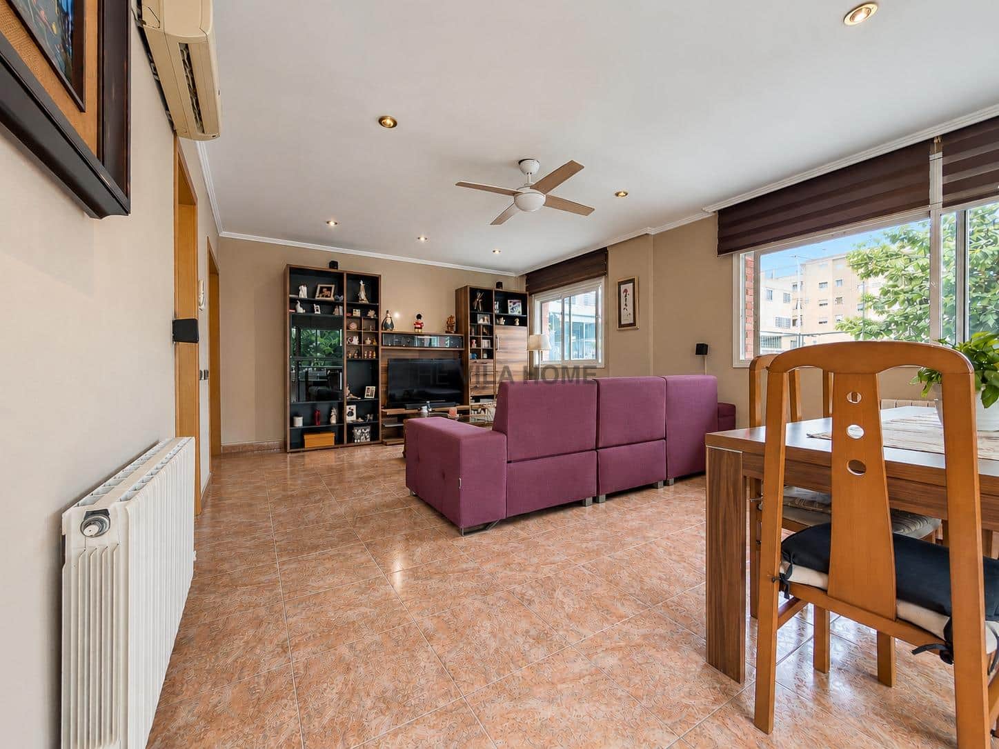 Planta baja de 4 habitaciones con terraza en Vilanova i la Geltrú — foto 6