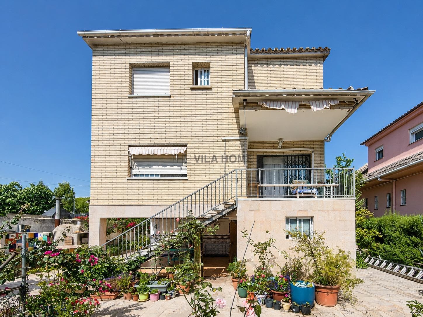 finca rústica en Vilanova i la Geltru — foto 1 de 45